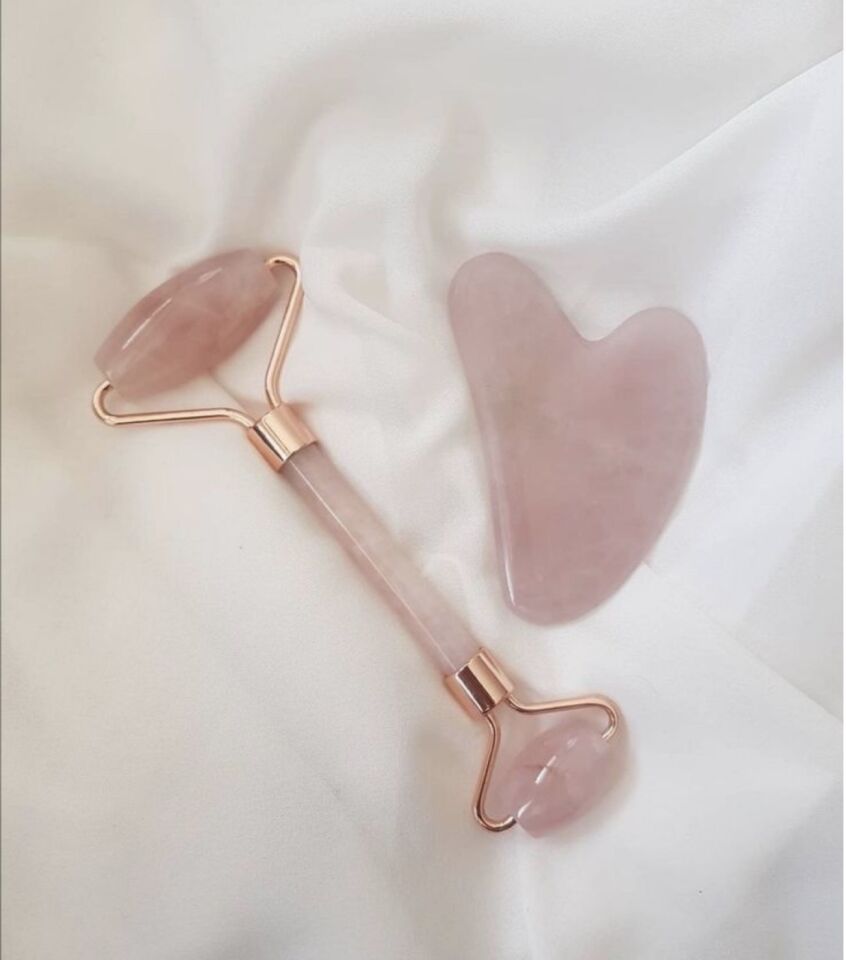 Pembe Kuvars  Doğal Taş Gua Sha & Roller Masaj Seti