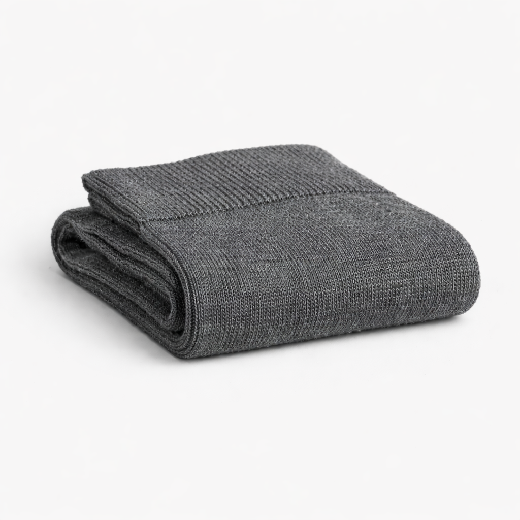 Yün Kadın Soket Çorabı – Sıcak, Nefes Alabilir ve Dayanıklı